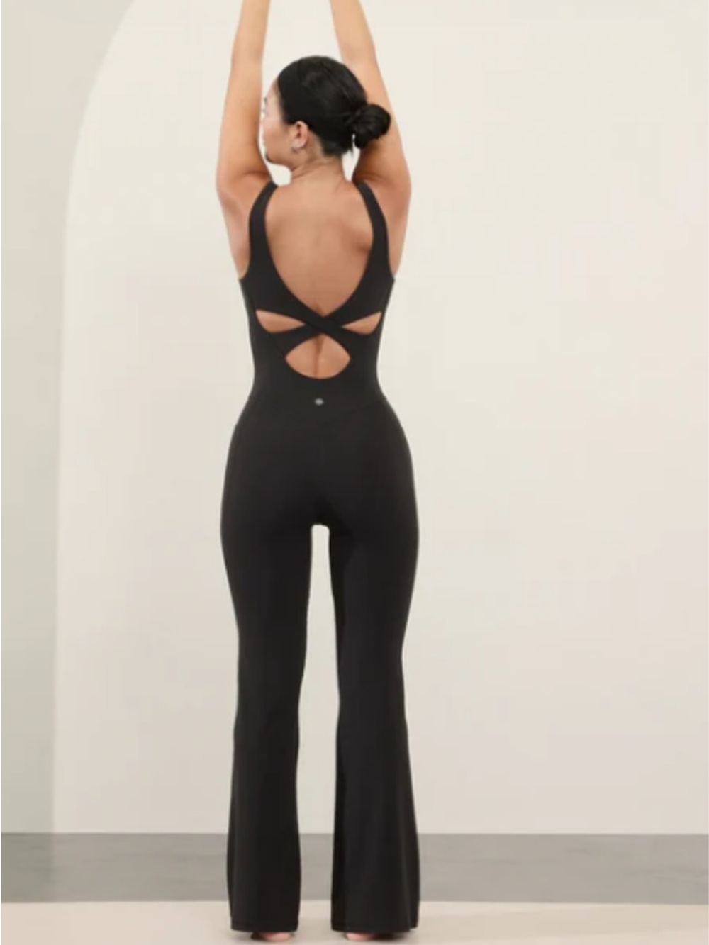Athleta Salutation Jumpsuit (Black) (New With Tags) 🌺